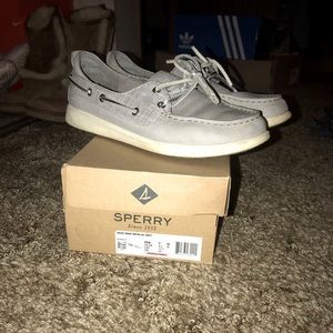 SPERRY Oasis Dock Metallic Gray